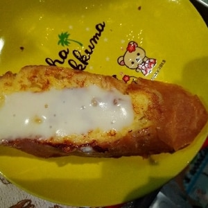 チーズが香ばしい　塩フレンチトースト